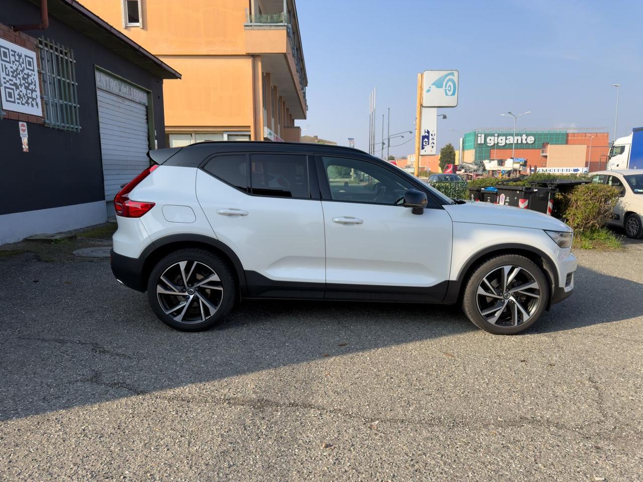 Volvo XC40 R Design D3 #7691