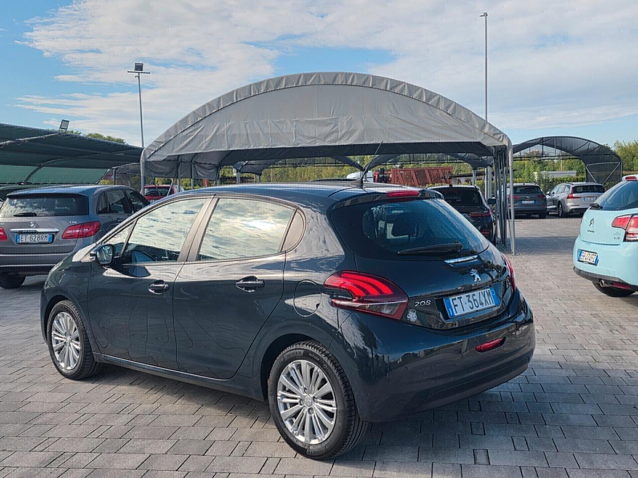 Peugeot 208 pochi km 2019 FINANZIABILE