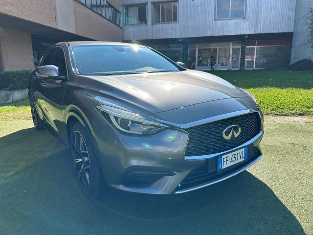 INFINITI Q30 1.5 diesel Business UNIPROP OK NEOPATENTATI