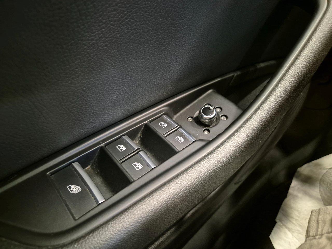 AUDI A5 Cabrio 2.0TDI Stronic Business Sport NAVI CRUISE