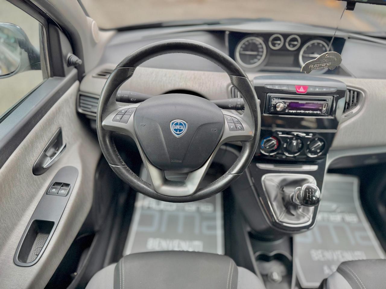 Lancia Ypsilon 1.2 69 CV 5p GPL Ecochic GPLRINNOVATO\DISTRUBIZIONEFATTA