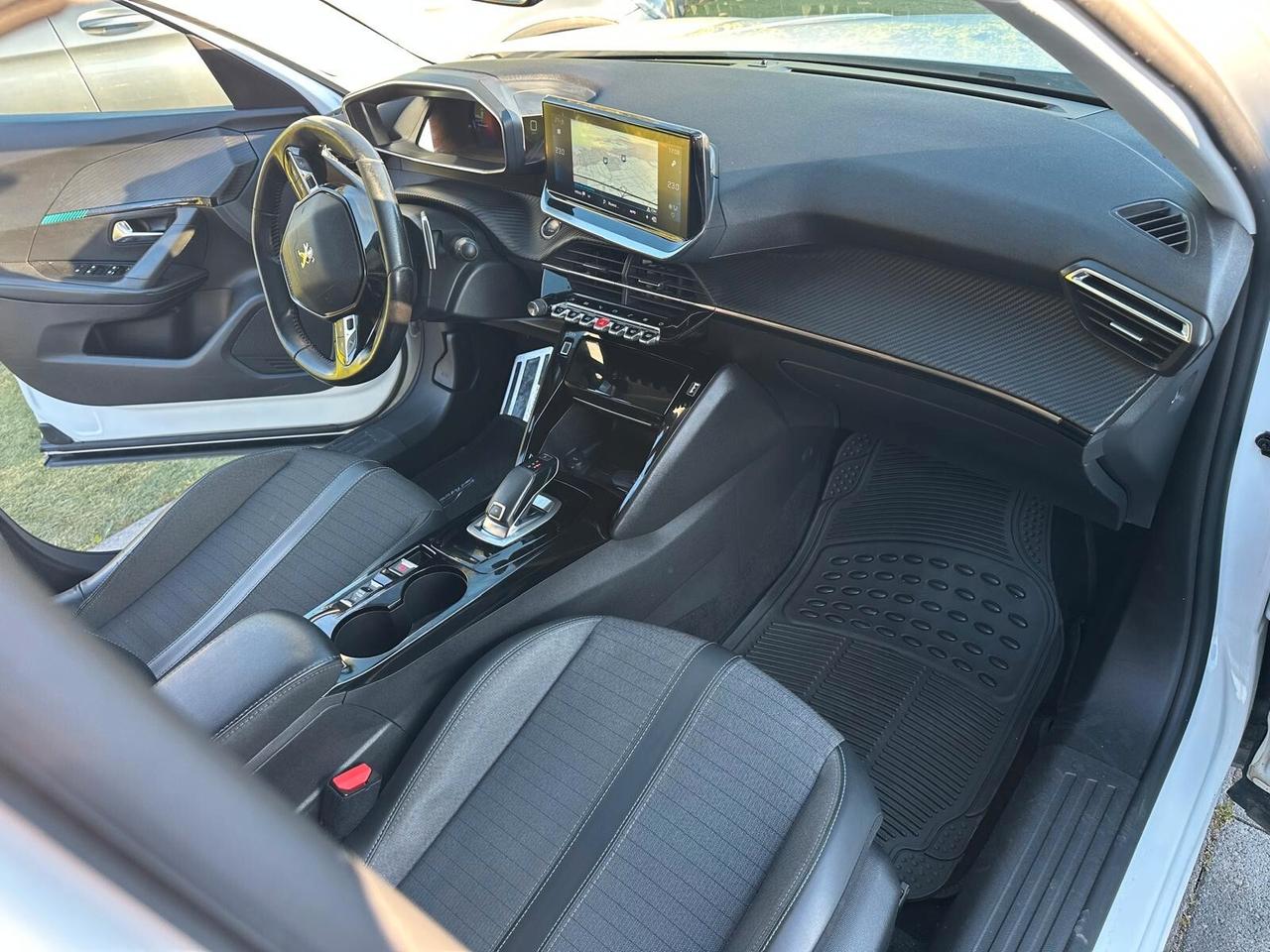 Peugeot 2008 BlueHDi 1.5HDI 130CV ALLURE -AUTOMATICA-SCHERMO COCKPIT 2022