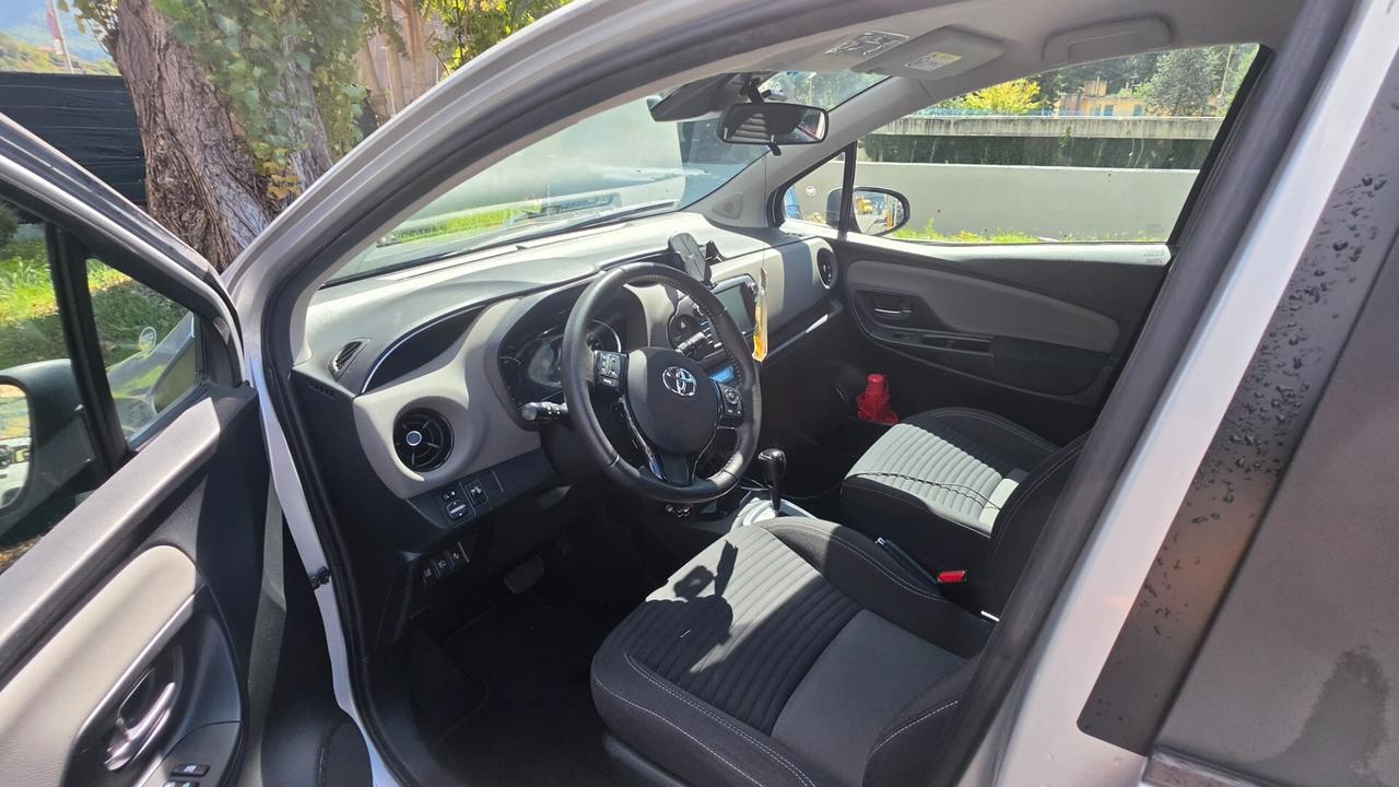 Toyota Yaris 1.5 Hybrid 5 porte Active