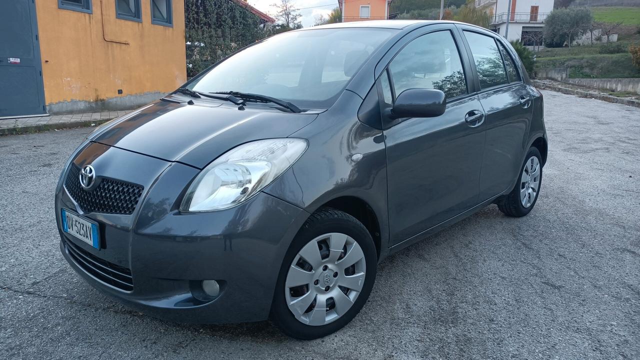 Toyota Yaris 1.3 DIESEL 5 porte