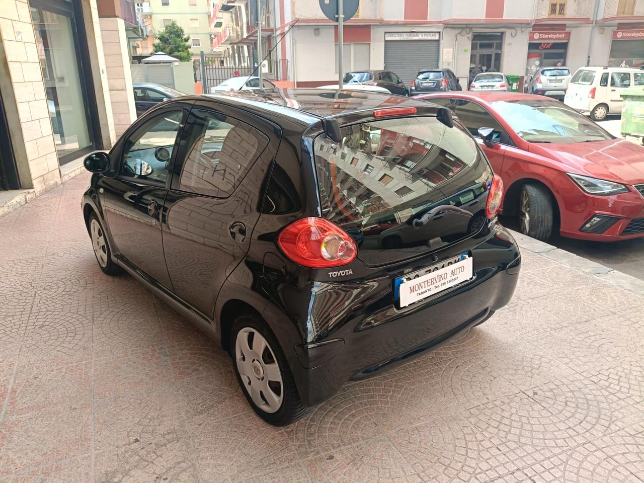 TOYOTA AYGO 1.0 5PORTE-NEOPATENTATI-Euro3890