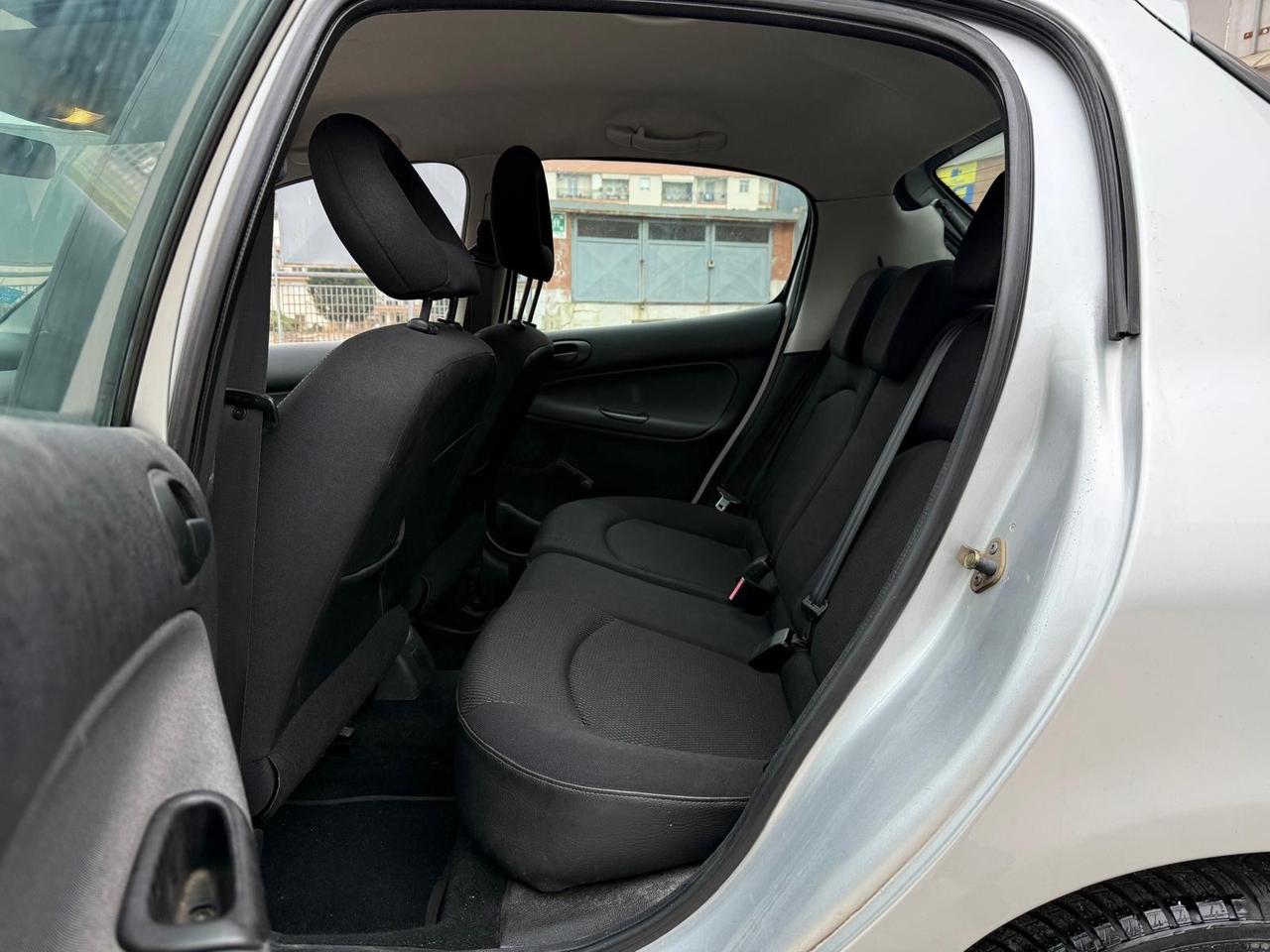 Peugeot 206 1.4 5p. CON 100MILA KM PARI AL NUOVO