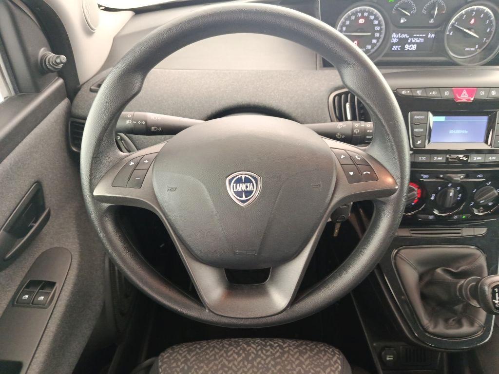 LANCIA Ypsilon 3ª serie - Ypsilon 1.2 69 CV 5 porte S&S Elefantino