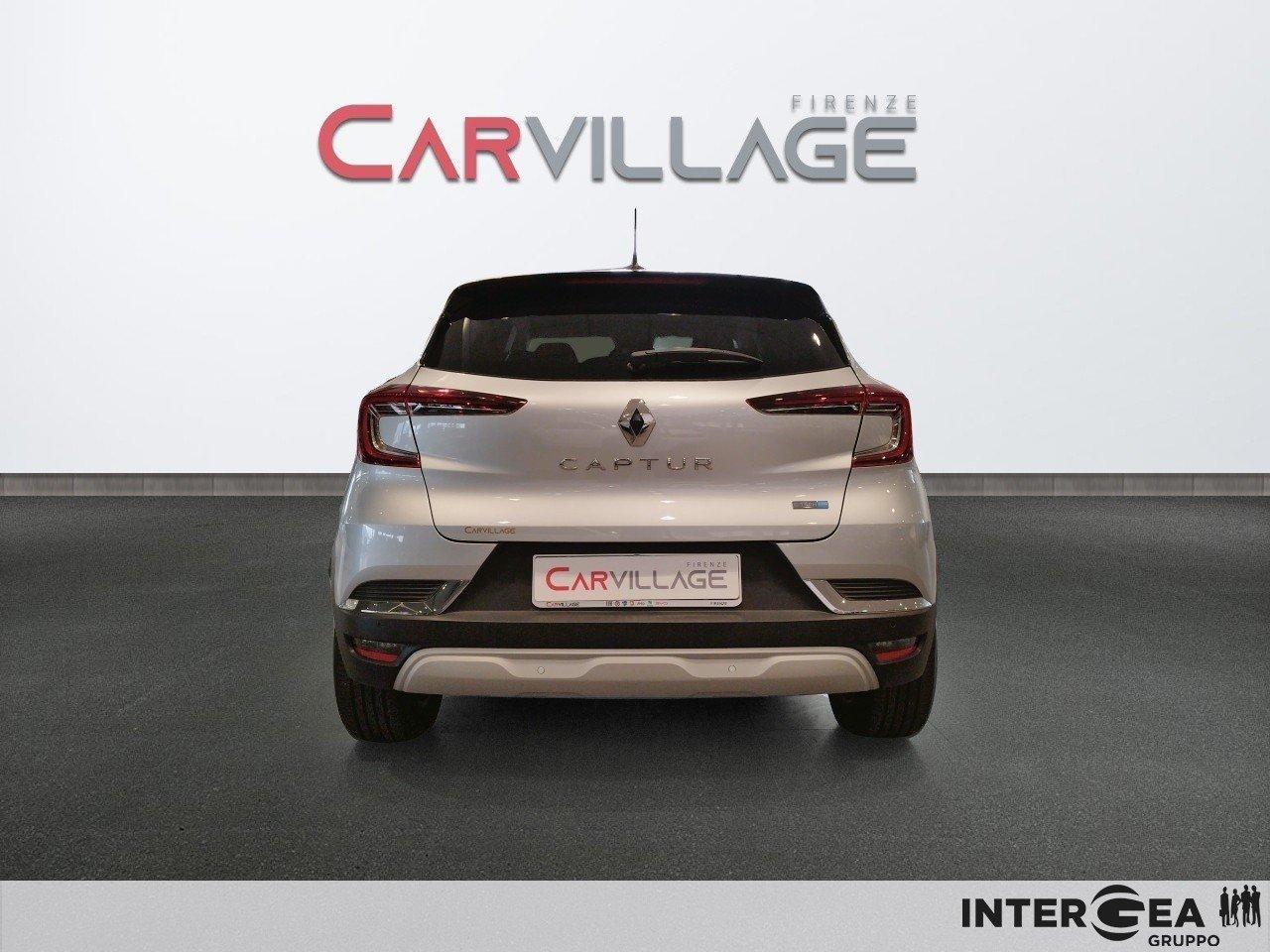 RENAULT Captur 1.6 E-Tech hybrid Intens 145cv auto