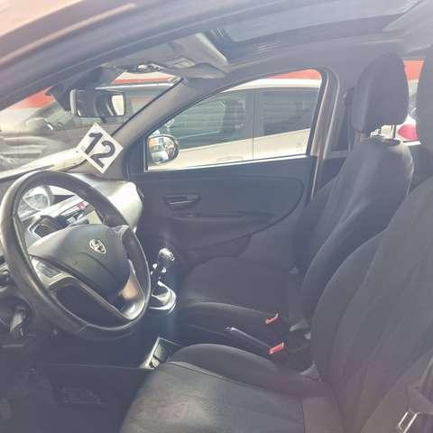 Lancia Ypsilon Ypsilon 1.0 firefly hybrid Maryne s