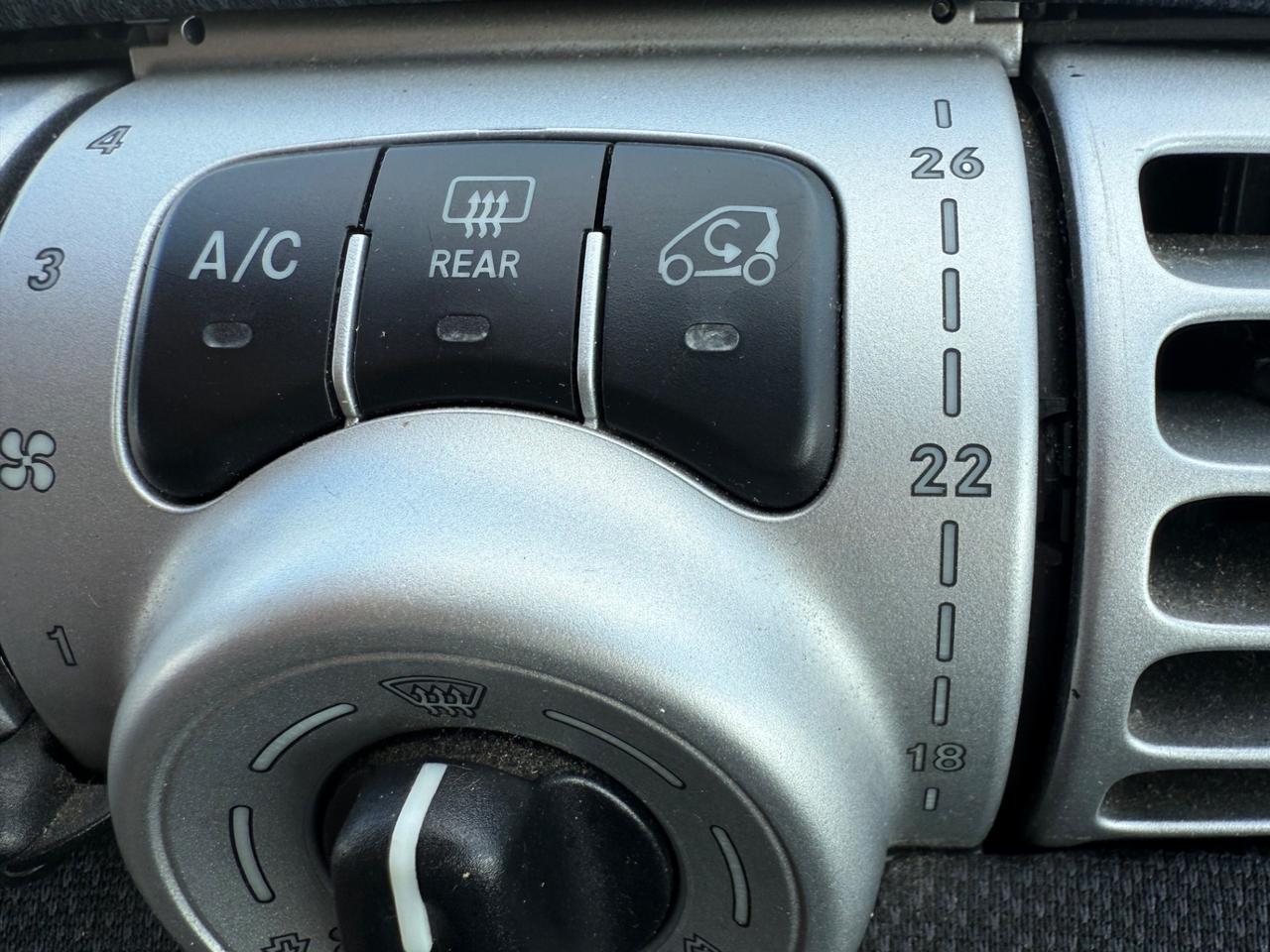 Smart ForTwo 1000 71 cv coupé passion 2011