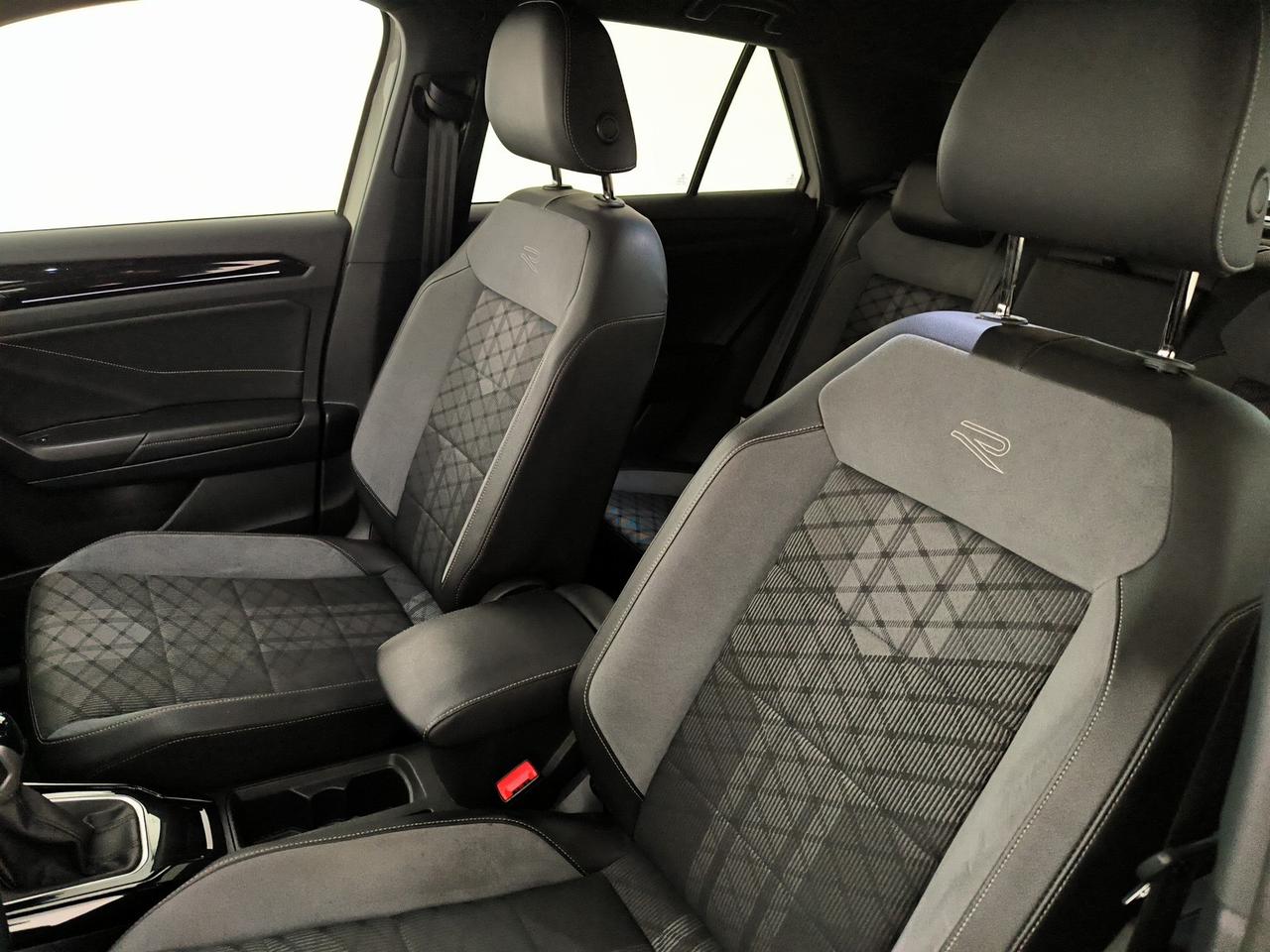 Volkswagen T-Roc 1.5 tsi r-line