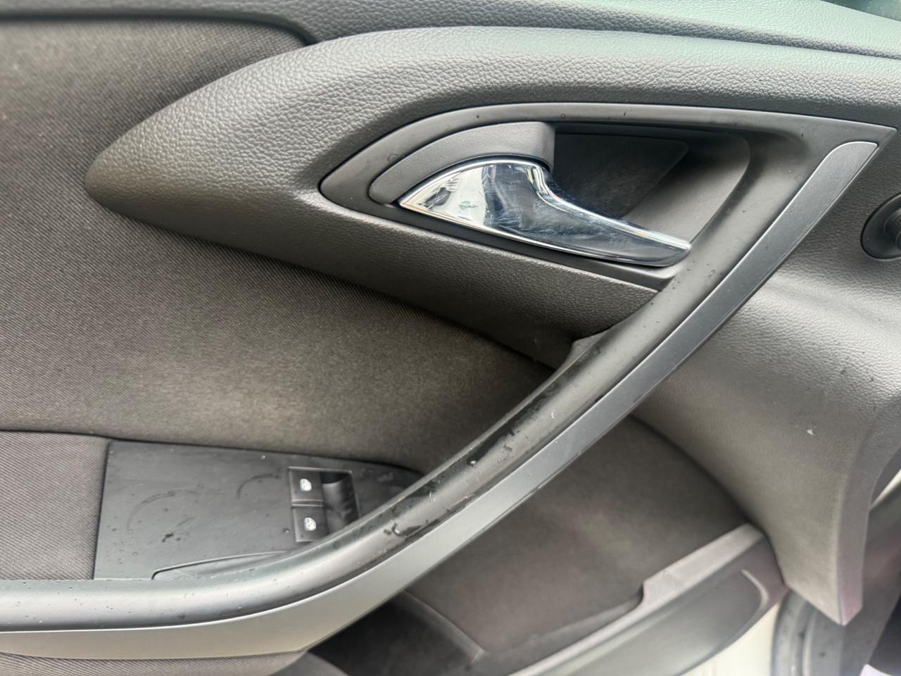 Opel Astra 1.6 CDTI EcoFLEX S&S 5P. Cosmo 2015