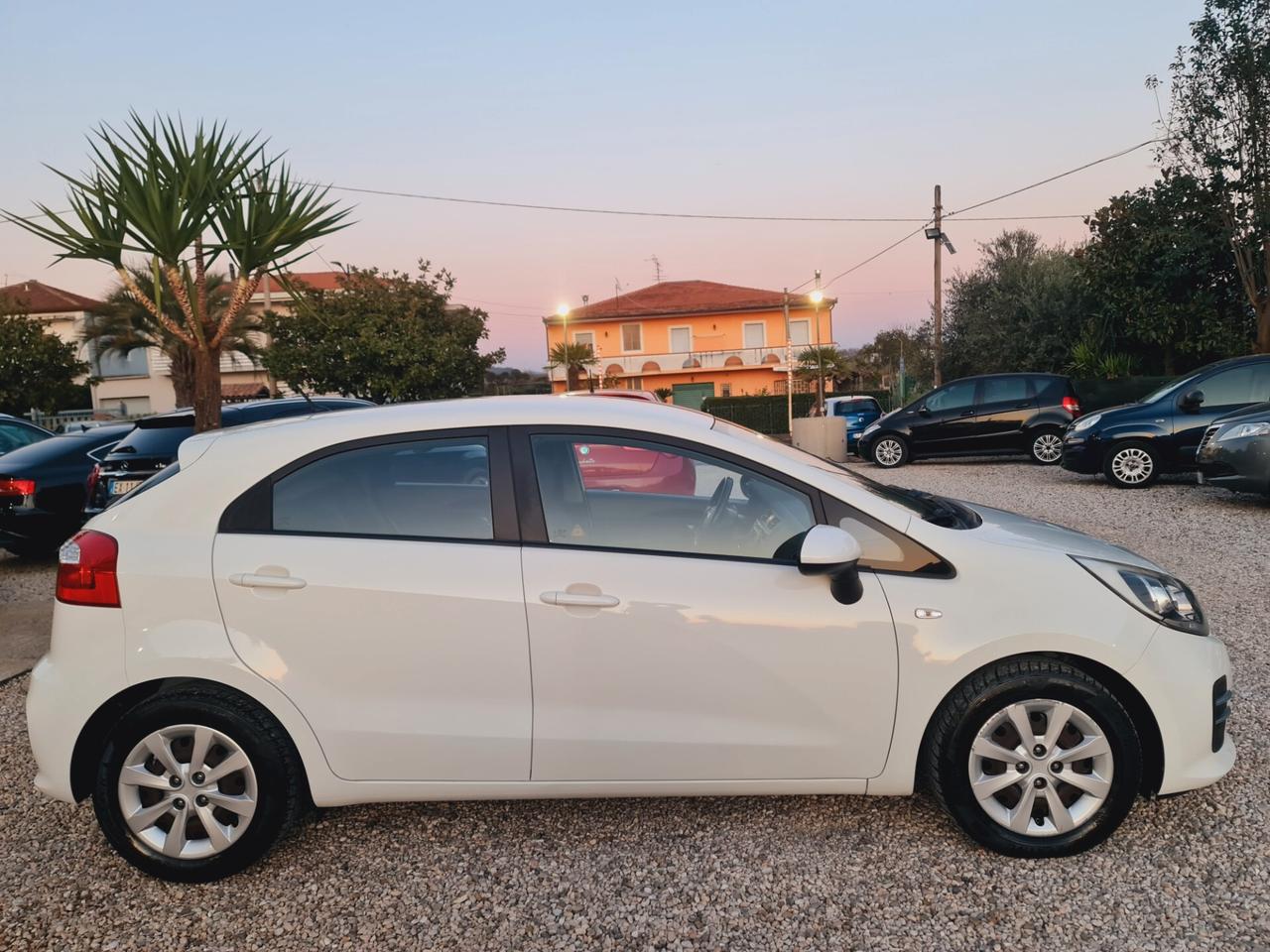 Kia Rio 1.1 CRDi 5p. Active