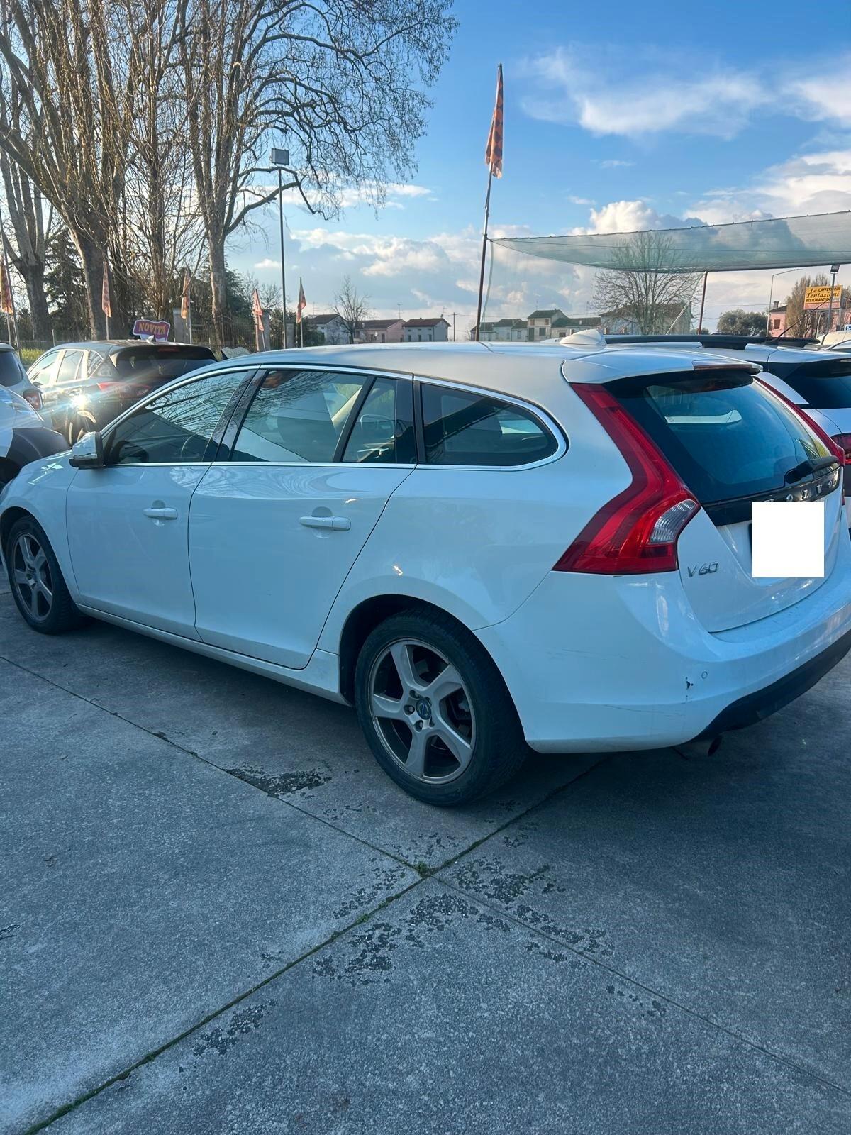 Volvo V60 D4 Geartronic Momentum automatica