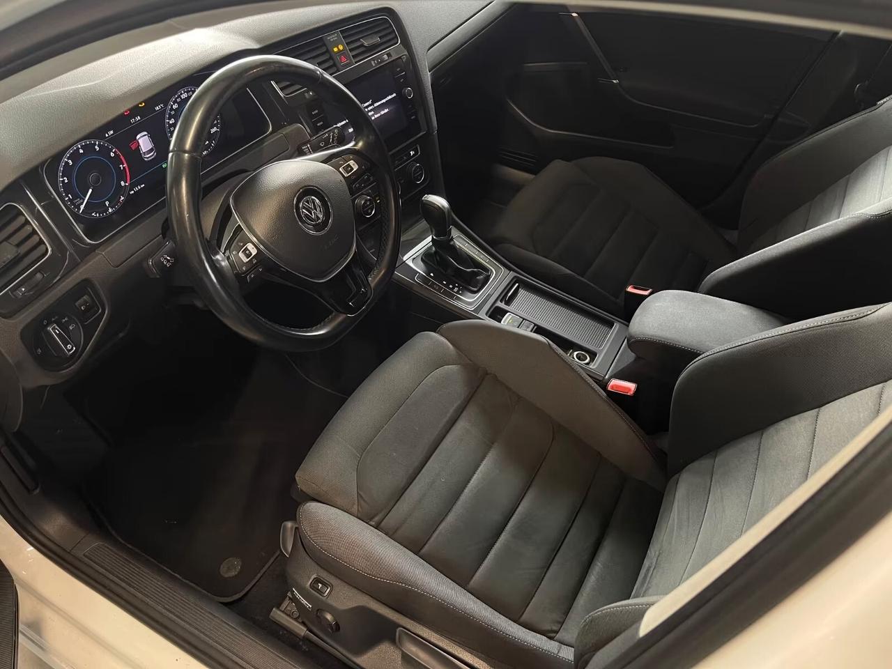 Volkswagen Golf 1.0 TSI 110 CV 5p. AUTOMATICA