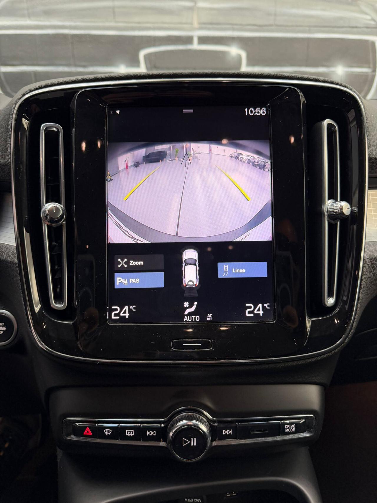 Volvo XC40 D3 R-design