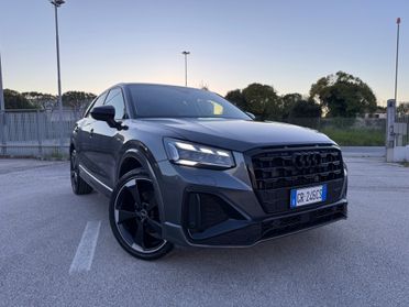 Audi Q2 30 TDI S tronic Identity Black