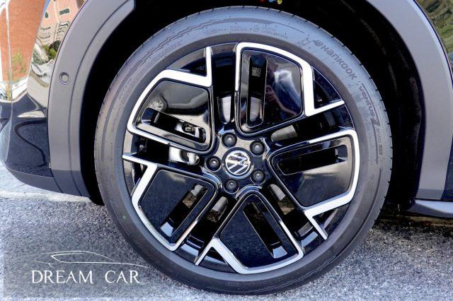 VOLKSWAGEN T-Roc 1.5 eTSI ACT 150 CV DSG R-Line TETTO-GANCIO-19"
