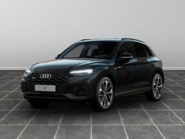 Audi Q5 40 2.0 tdi mhev 12v identity black quattro s tronic