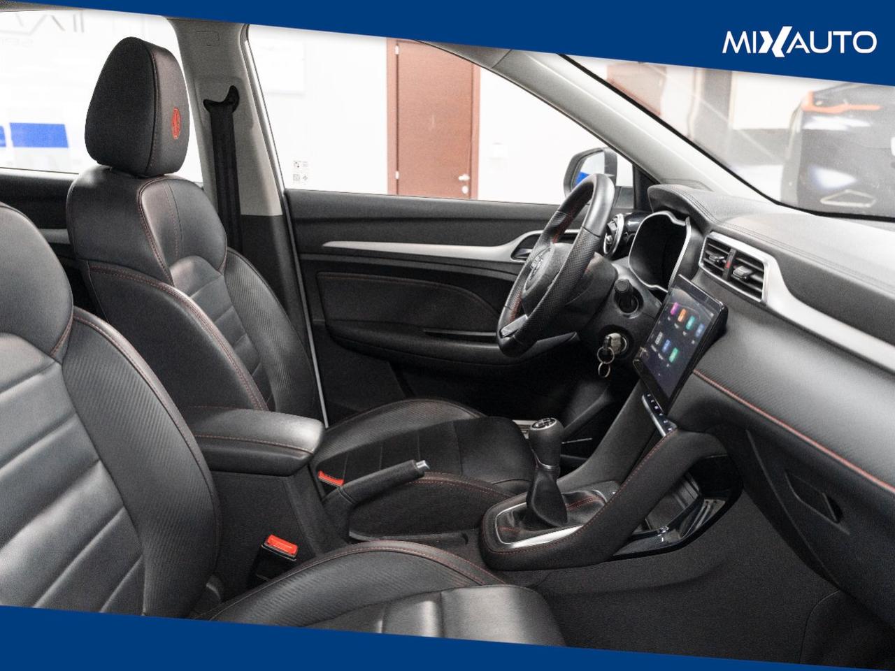 Mg ZS 1.5L 5MT Luxury