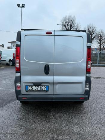 Oepl vivaro 2.0 cdti l1 h1 2013