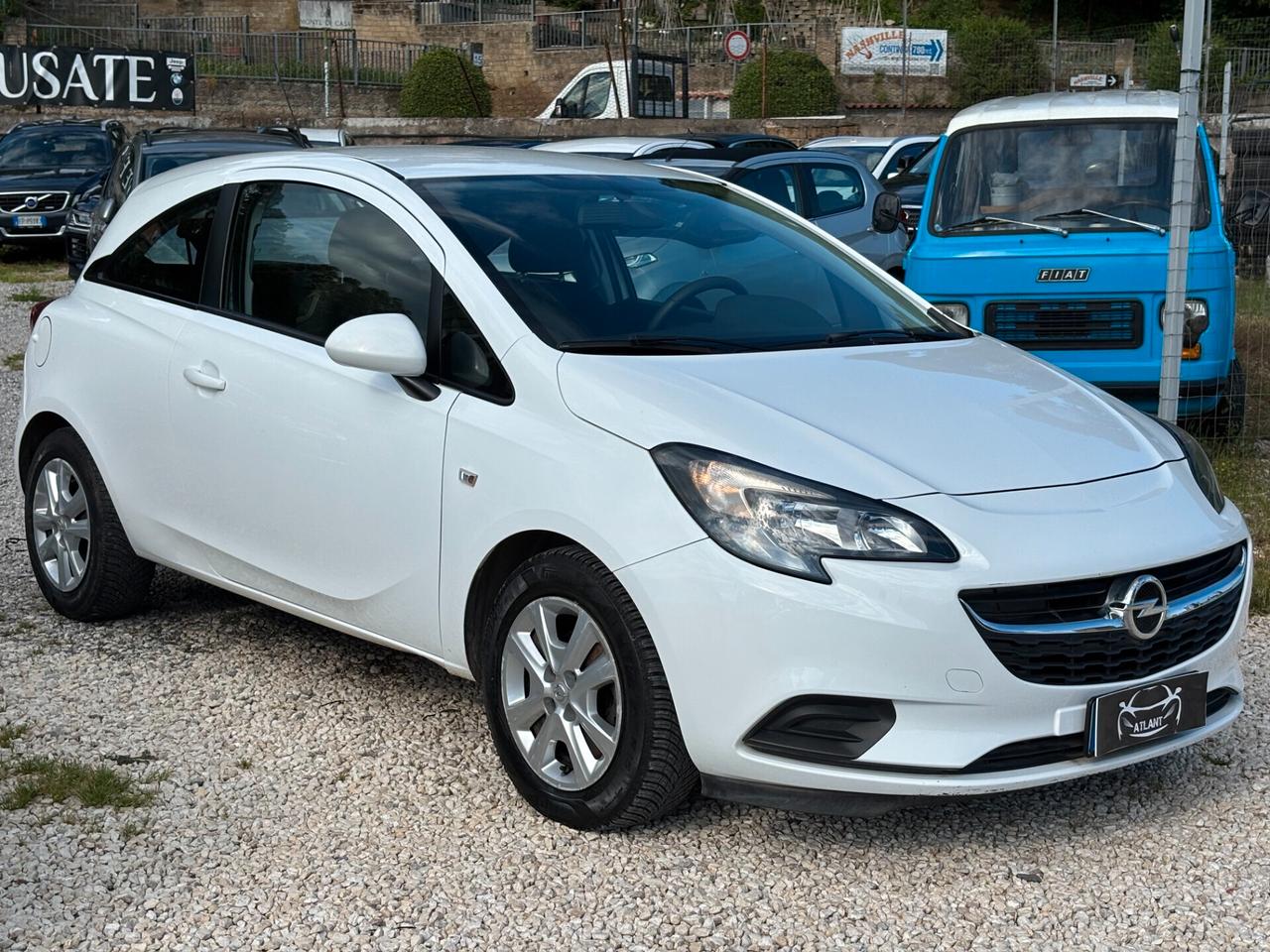 Opel Corsa 1.2 3 porte b-color
