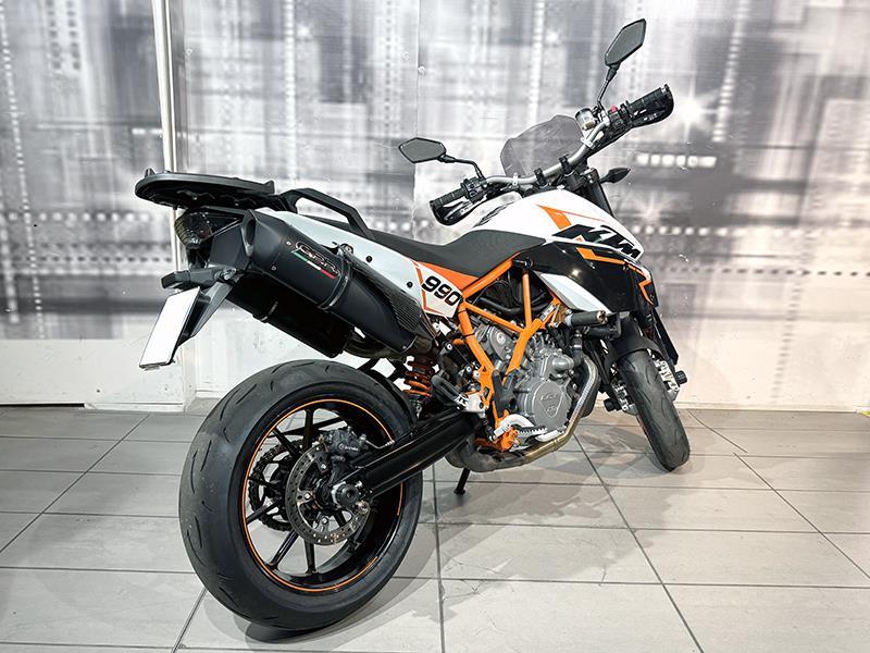KTM 990 Supermoto