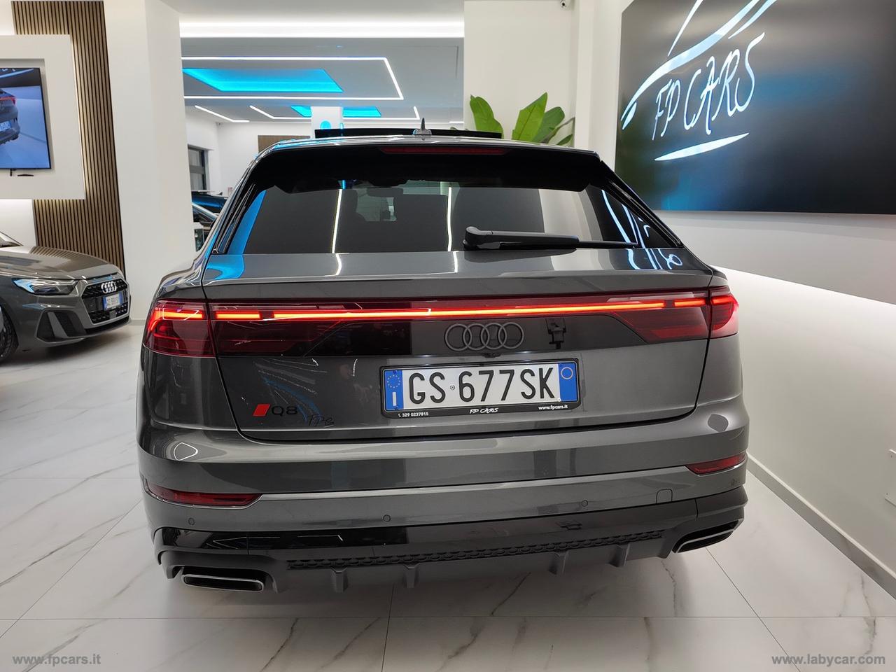 AUDI Q8 S line ed. TETTO APRIBILE