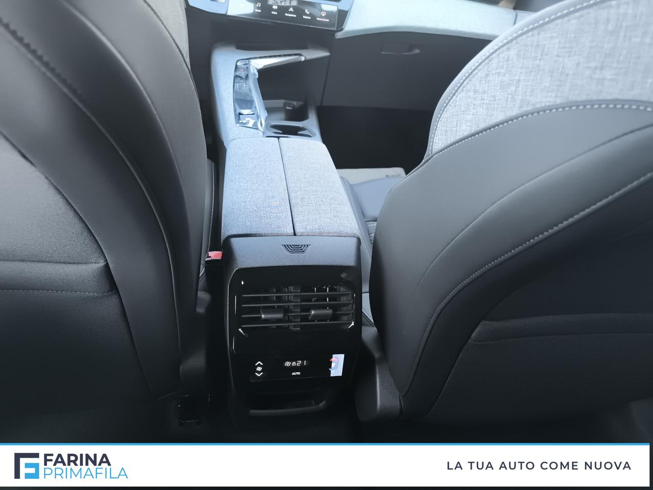 PEUGEOT 5008 1.2 hybrid Allure 145cv 7p.ti e-dcs6