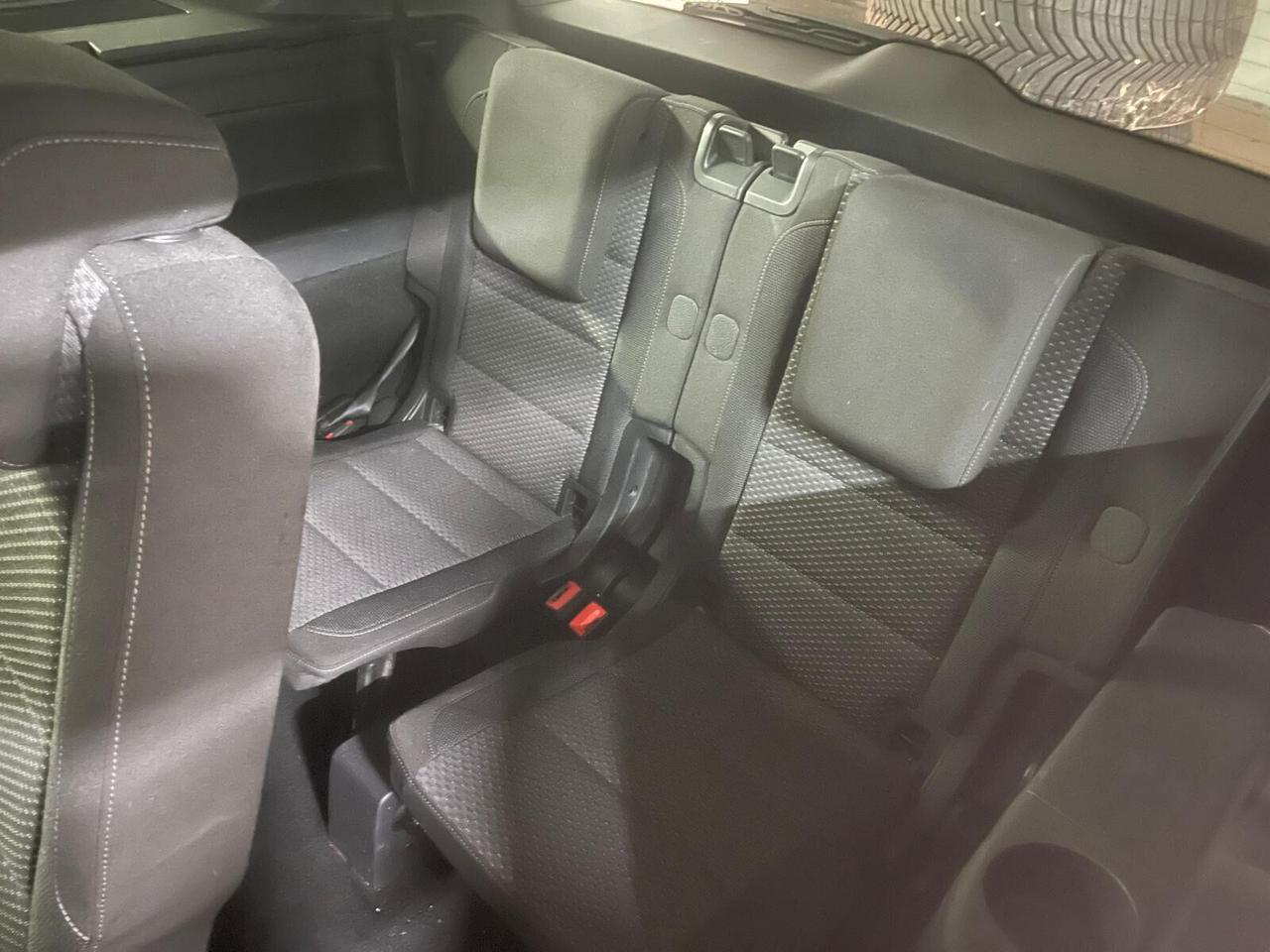 Volkswagen Touran 1.6 TDI 115 CV SCR DSG Executive BlueMotion Tech.