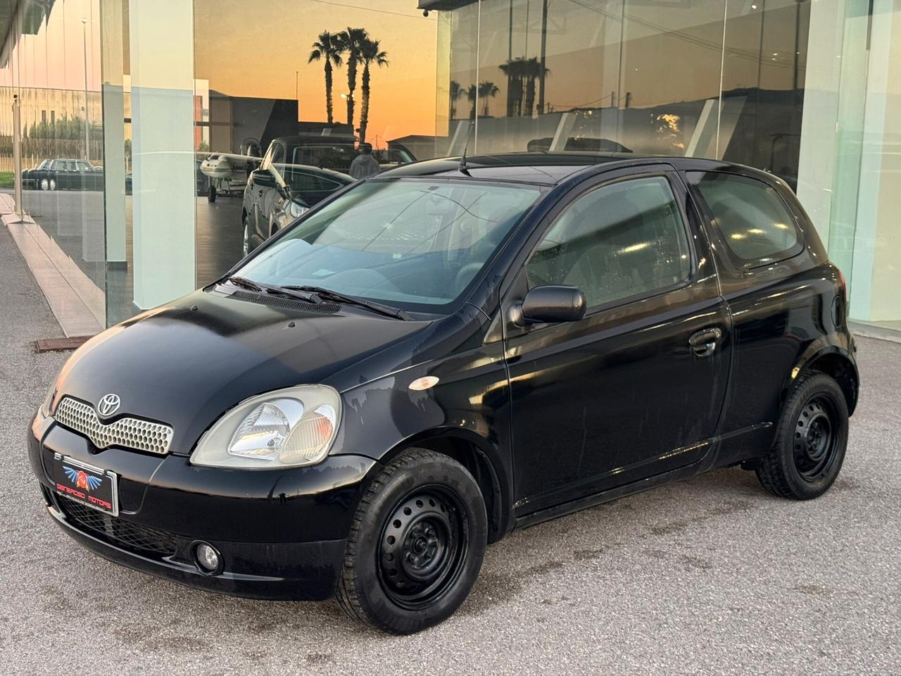 Toyota Yaris 1.0i 16V cat 3 porte Sol