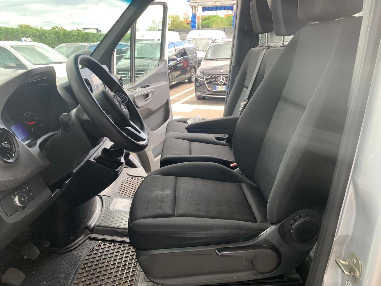 Mercedes Benz 317 cdi sponda idraulica
