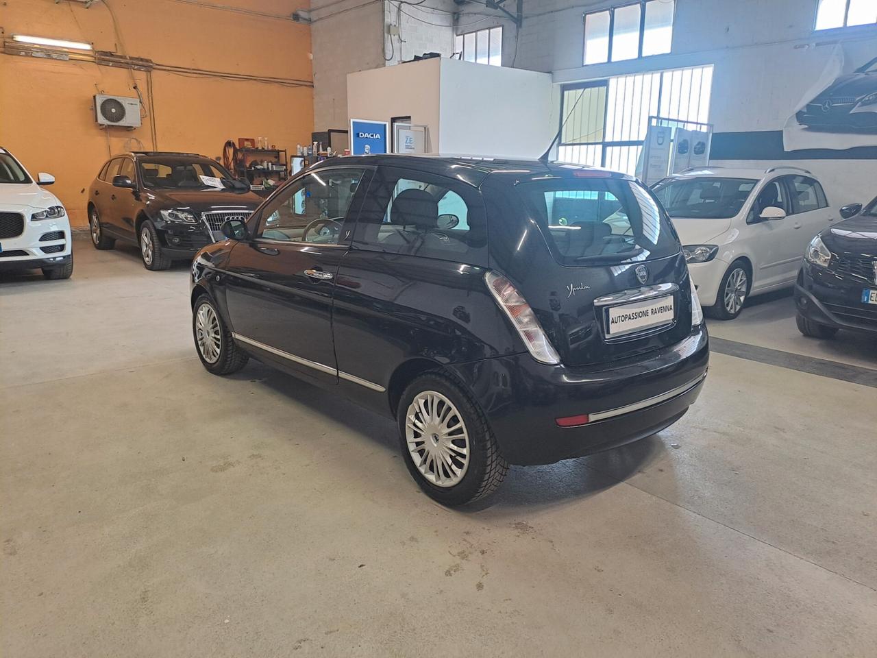 Lancia Ypsilon 1.2 Platino