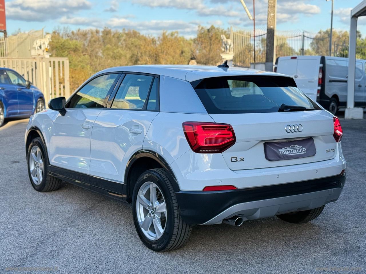 AUDI Q2 30 TDI Business Design