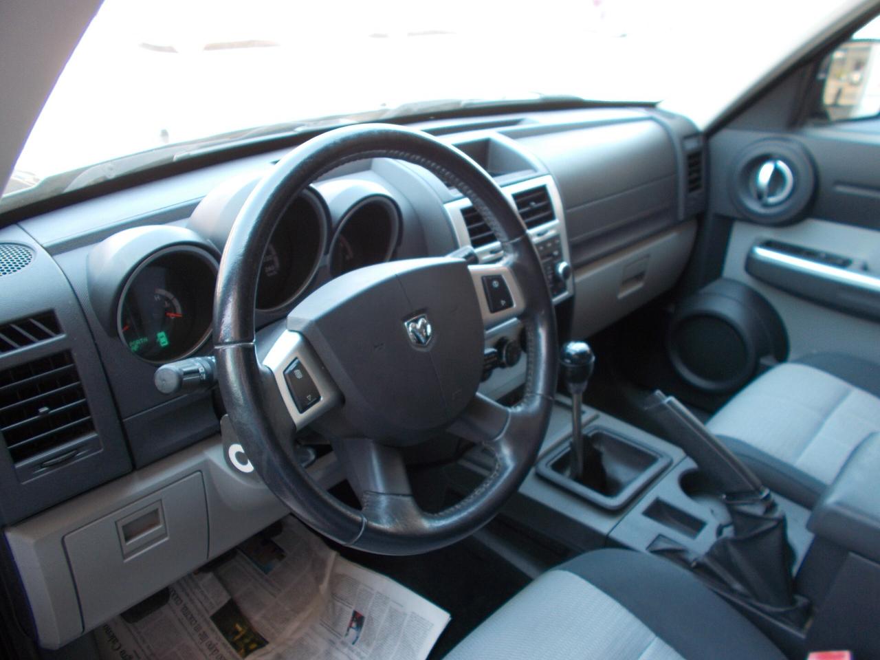 Dodge Nitro 2.8 CRD DPF SE 4WD