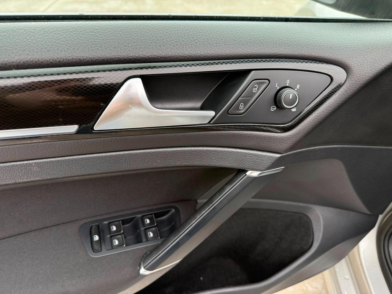 Volkswagen Golf Variant 1.6 TDI 105 CV Highline -UnicoP-