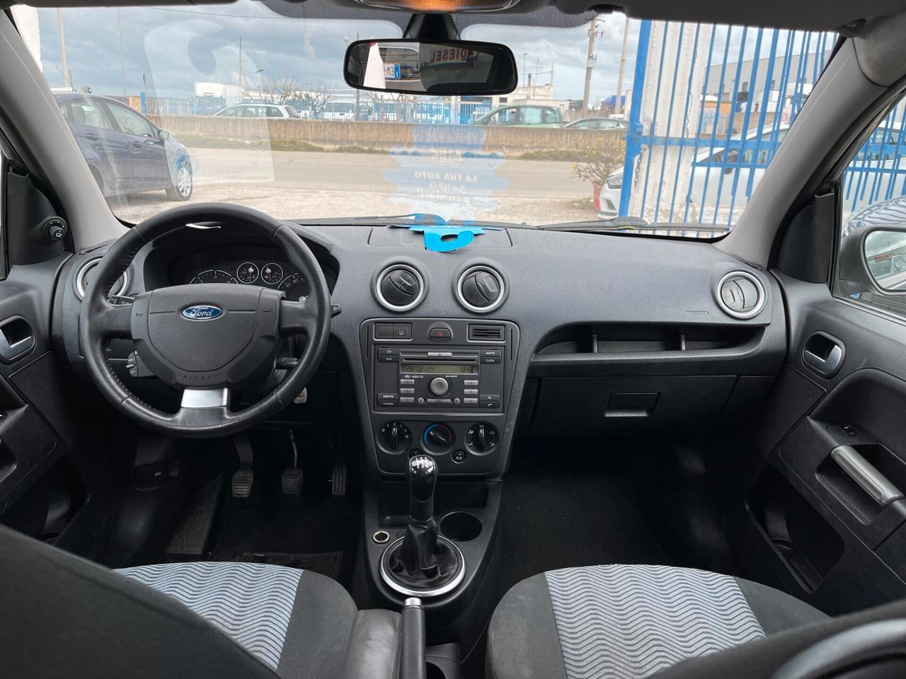 Ford Fusion 1.6 TDCi 5p. Titanium