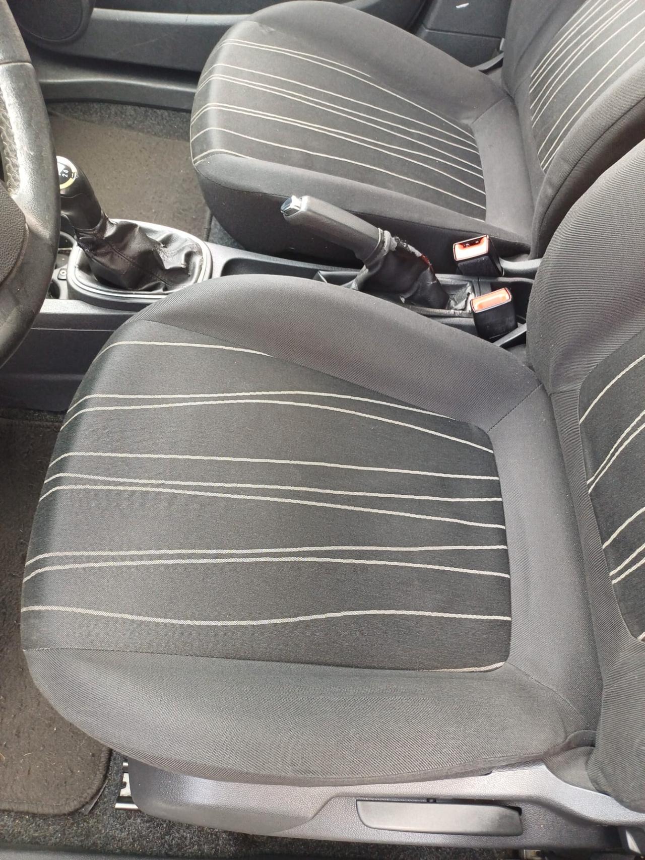 Opel Corsa 1.3 diesel 5 p Cosmo - 2010
