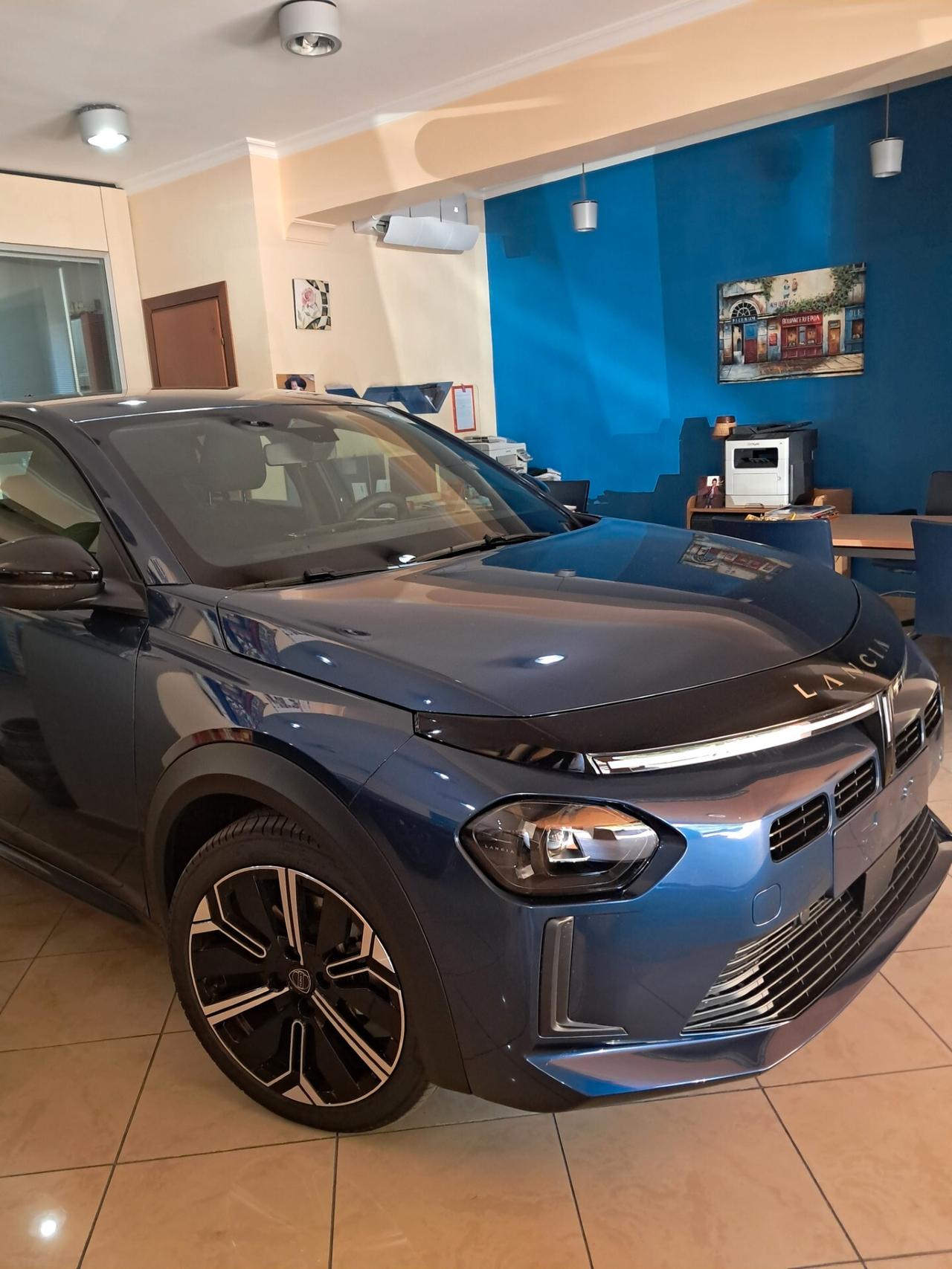 Lancia Ypsilon Hybrid e-DCT