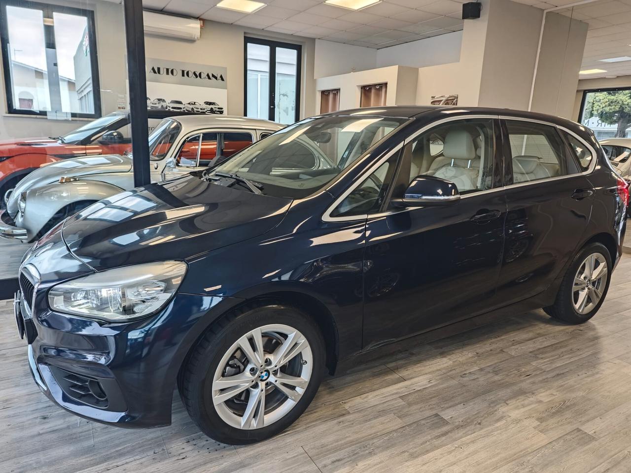 Bmw 2er Active Tourer 218d Luxury