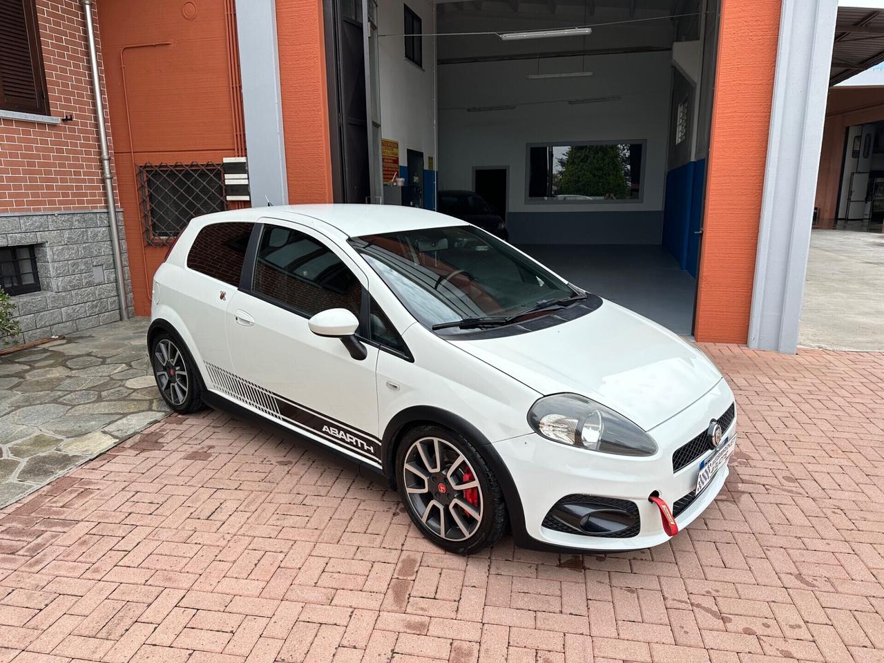 Grande Punto Abarth 1.4 T-Jet 16V