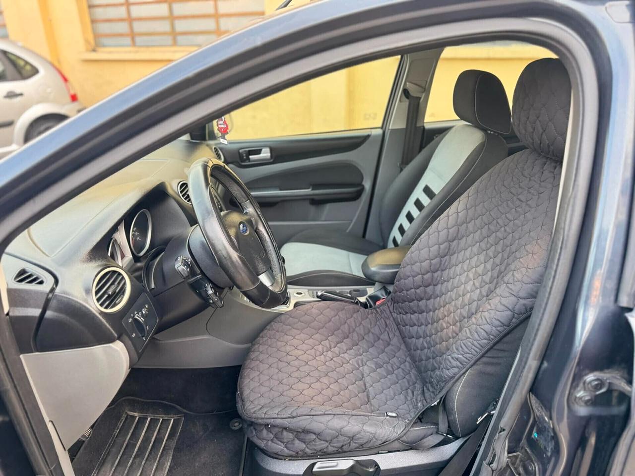 Ford Focus Anno 2011 1.6 DIESEL CINGHIA FATTA