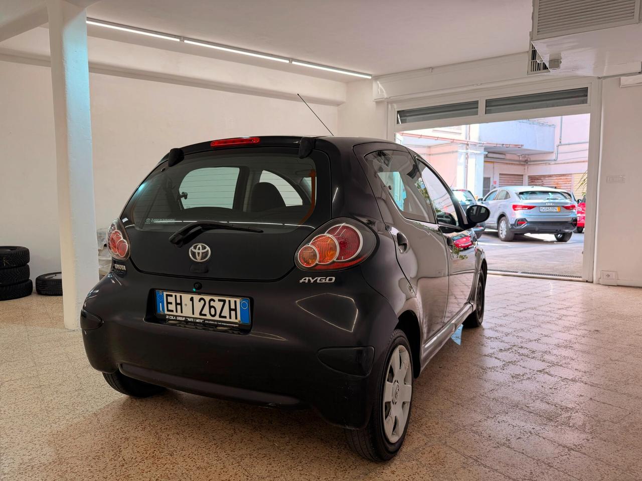Toyota Aygo 1.0 12V VVT-i 5 porte Sol Connect