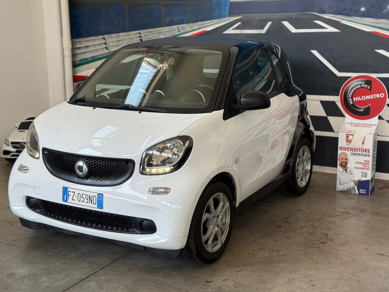 Smart ForTwo 1.0 60CV BENZINA NEOPATENTATI