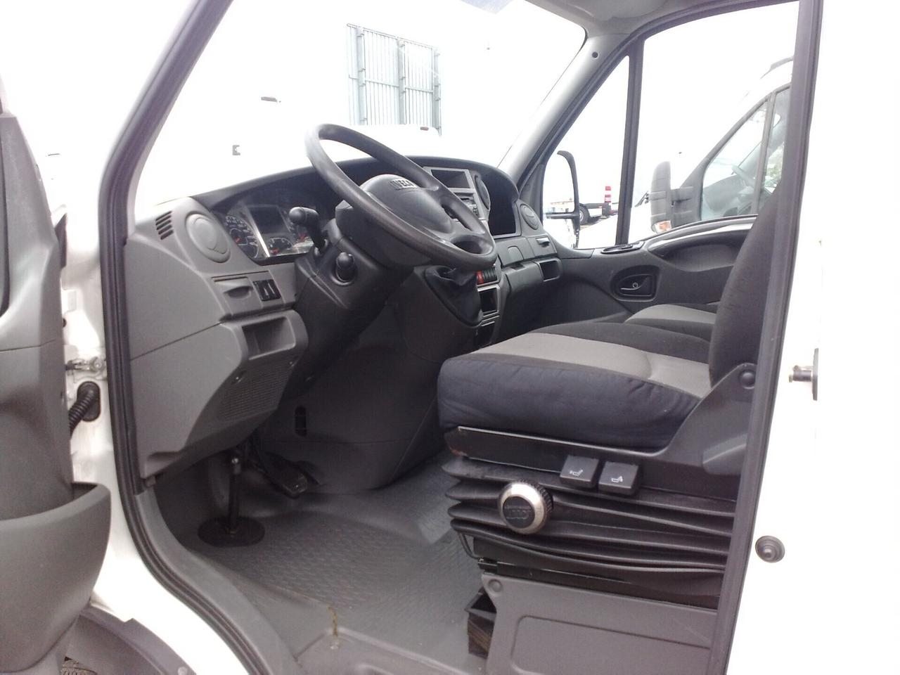 Iveco Daily 35c14 3000cc C.FISSO - 2011