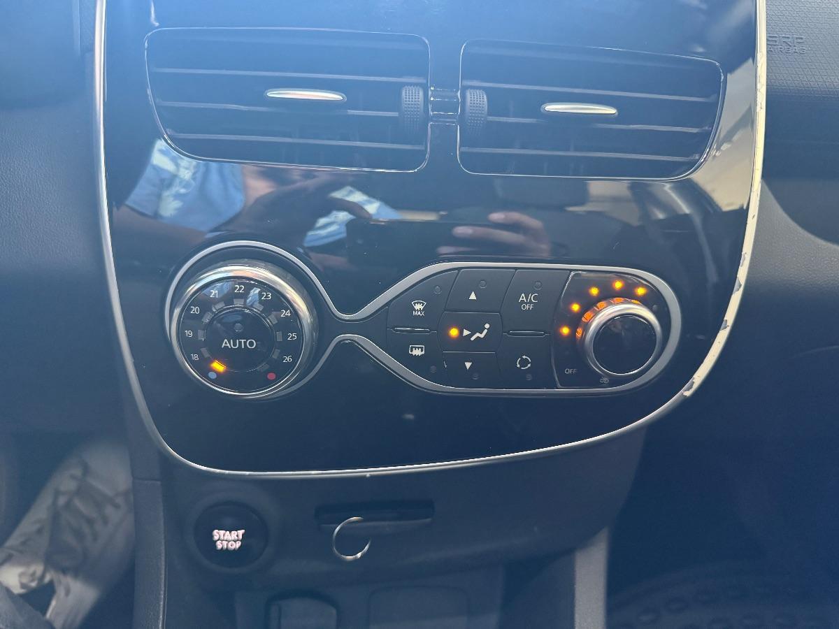 RENAULT - Clio - 1.5 dCi 8V 90 CV S&S 5p.Energy NEOPATENTATI/ NAVIGATORE/ RETROCAMERA