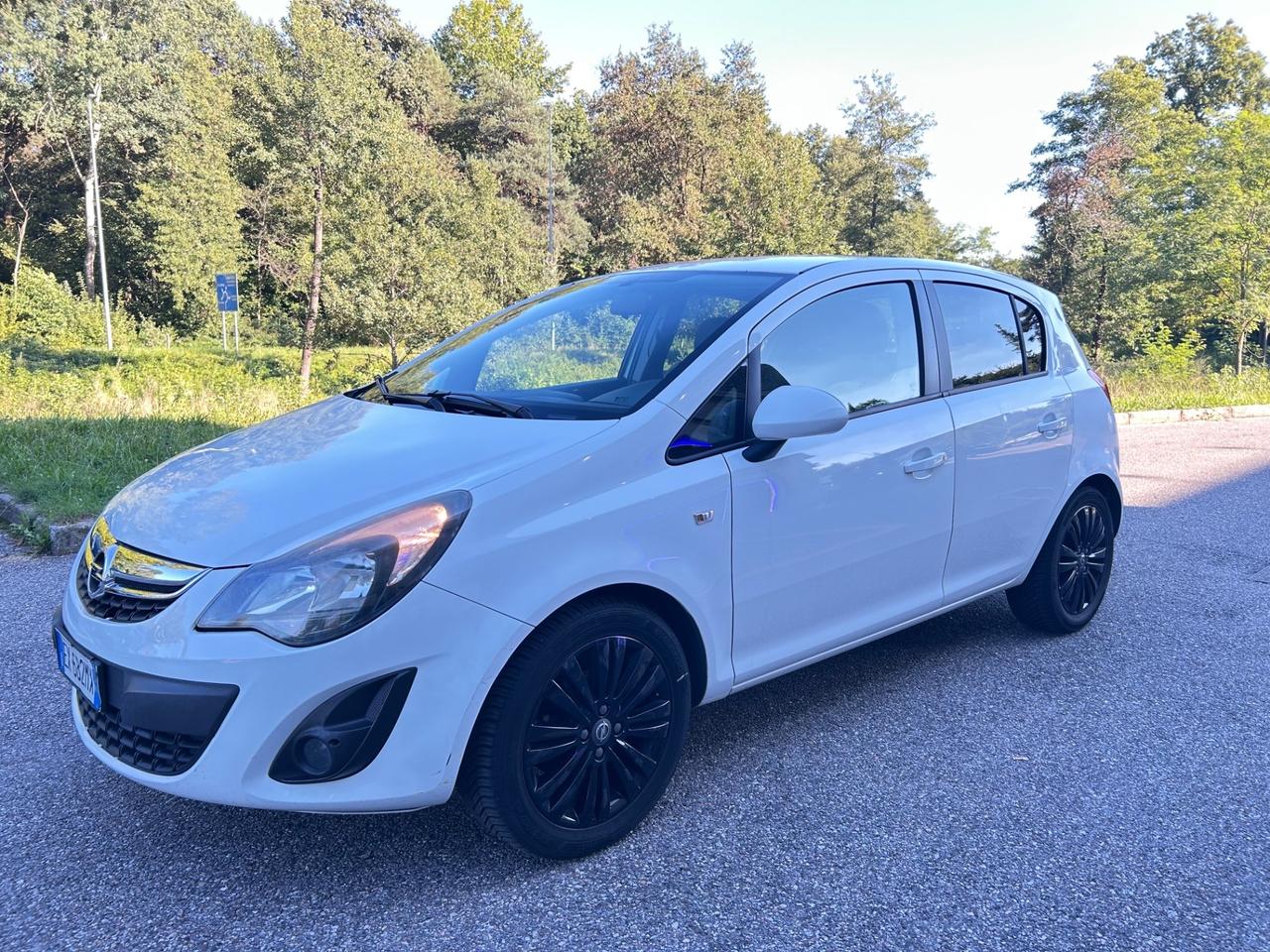 Opel Corsa 1.2 85CV 5 porte GPL-TECH Edition