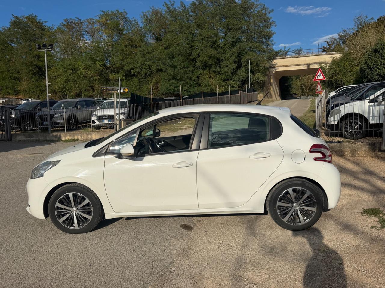 Peugeot 208 1.4 HDi 68 CV 5 porte Access