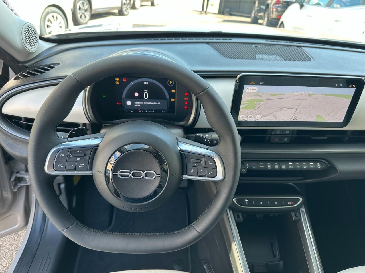 Fiat 600 Hybrid DCT MHEV La Prima