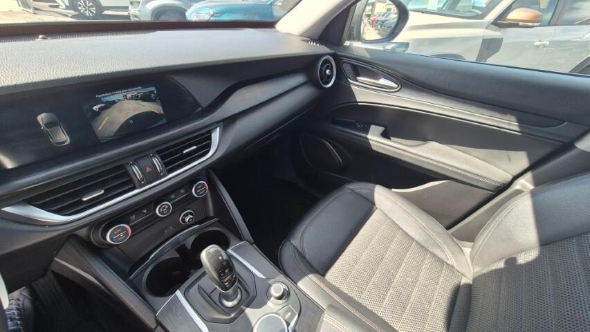 Alfa Romeo Stelvio 2.2 Turbodiesel 190 CV AT8 RWD Business - 12/2018